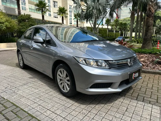 Honda Civic Sedan LXS 1.8/1.8 Flex 16V Mec. 4P 2014