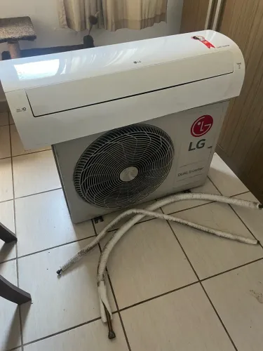 AR-CONDICIONADO LG INVERTER 24.000 BTUs ? COMPLETO