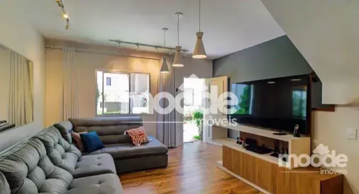 CASA EM CONDOMÍNIO 3 QUARTOS ( 1 SUÍTE) 2 VAGAS