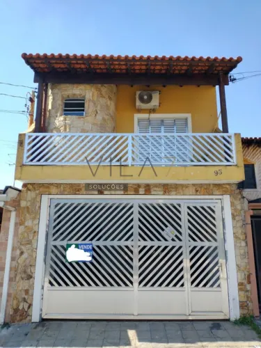Casa Sobrado à Venda na Pestana/Cidade das Flores 4 dormitórios, 1 suíte, 2 vagas