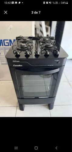Estou vendendo esse fogão 4 bocas 1 ano de uso