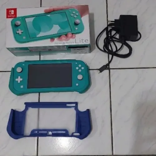 Nintendo Switch lite pra vender logo