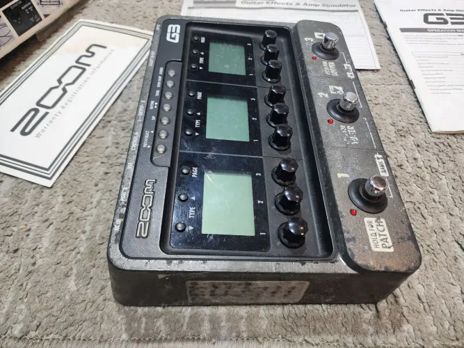 Pedaleira Zoom G3