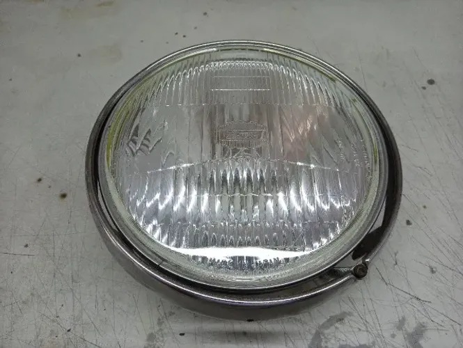 Farol Suzuki Marauder 2008