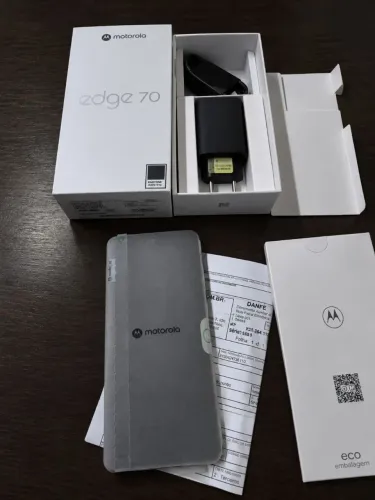 Moto Edge 70 novo na caixa 