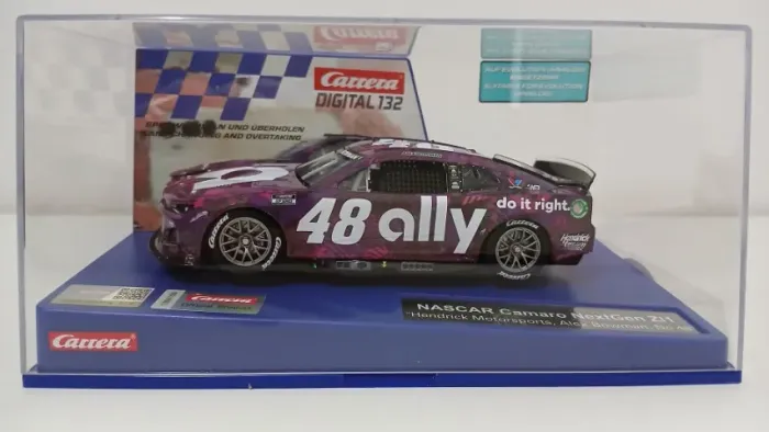 Autorama Carrera Digital 1:32 NASCAR Camaro NexGen ZL1 "Hendrick Motorsport, Alex Bowman"
