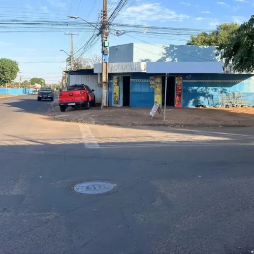 2 salões comerciais no 364,98m² no Jardim Aero Rancho em Campo Grande - MS