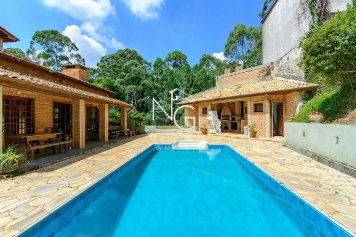 CASA 3 DORMITÓRIOS C/3 SUITES CONDOMINIO GRANJA CAIAPIA GRANJA VIANA - COTIA