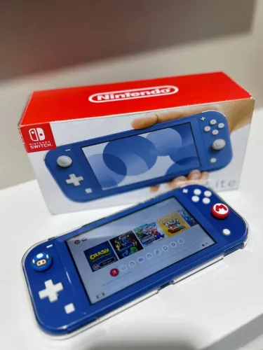 Nintendo Switch Lite | DESBLOQUEADO | NA CAIXA