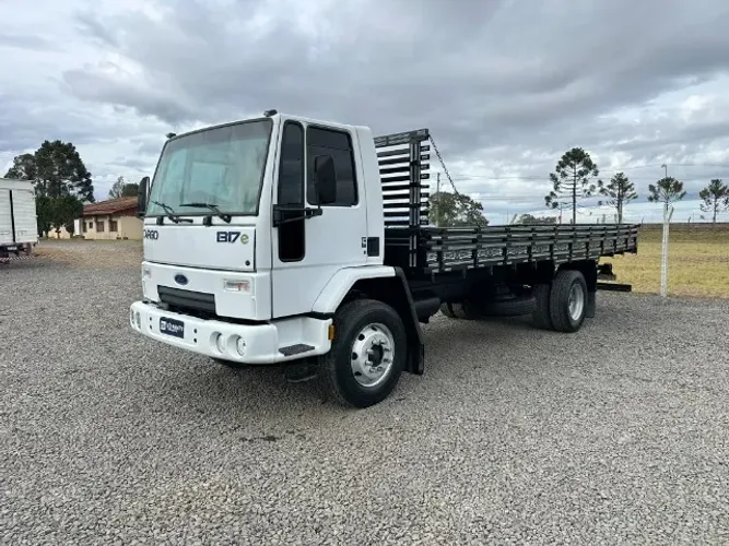Ford Cargo 1317 ano 2006 toco carroceria 7m - filé - baixa km apenas 288 mil km