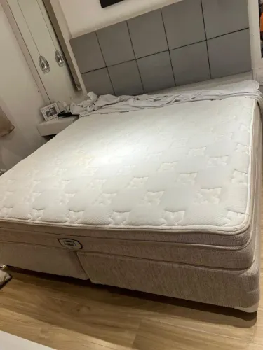 Cama King com box