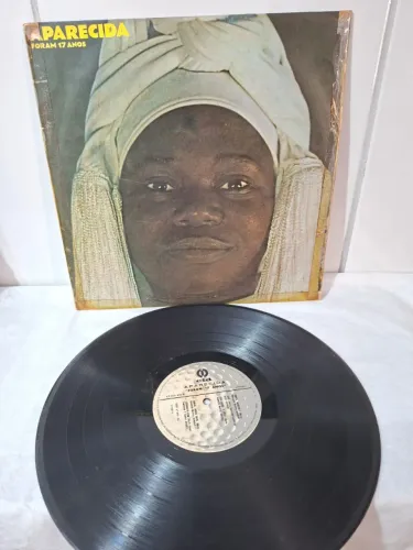 Disco de Vinil LP - Aparecida ?- Foram 17 Anos