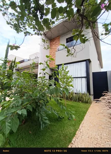 Casa de Condomínio de Luxo à Venda em Franca-SP, Parque Universitário - Condomínio Olivito
