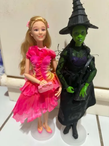 Bonecas Wicked Glinda e Elphaba Ozdust + Brinde Diários