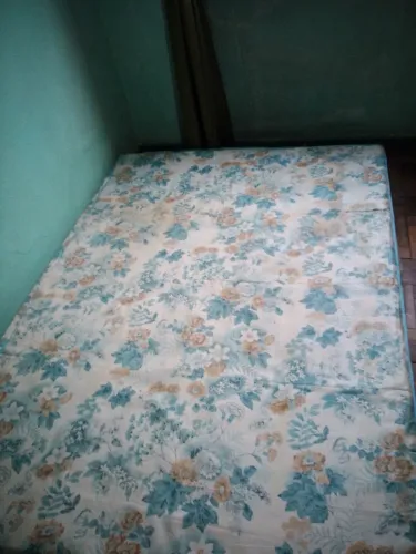 Vendendo um colchão de casal