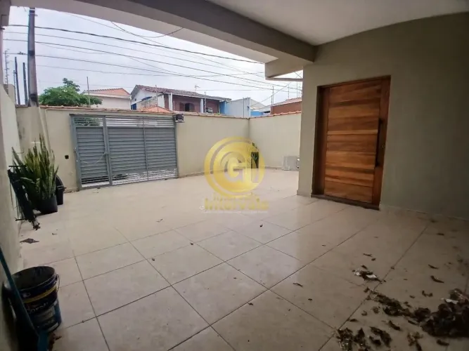 Imperdível! Casa à venda em Jacareí-SP, Cidade Jardim: 3 quartos, 1 suíte, 3 banheiros, 2 