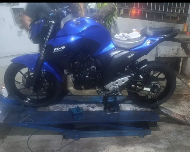 Moto em ótimo estado pronta para transferir