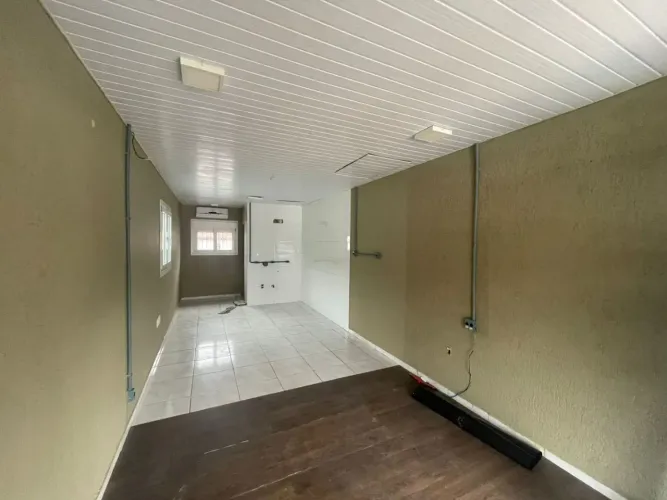 Loja Comercial de 35 m² com 1 vaga - João Paulo, em Florianópolis.