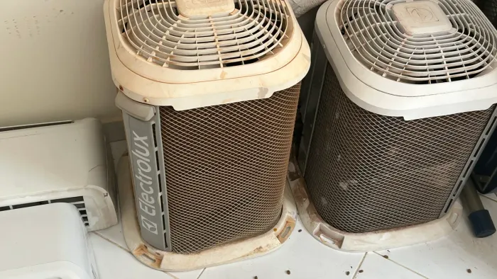 Vendo ar-condicionado Split Electrolux EcoTurbo 12.000 BTUs em ótimo estado 