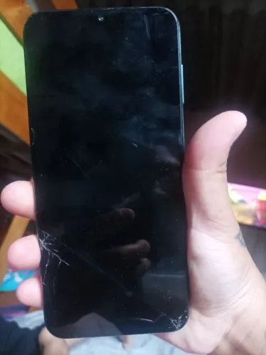 Celular Samsung bom estado somente troca de tela barato