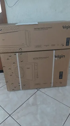 Ar condicionado novo na caixa