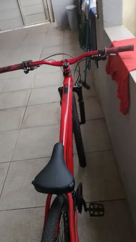 Bike Ksw vermelha aro 29