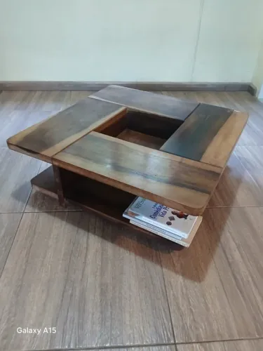 Mesa de centro de madeira de lei 80cmx80cm
