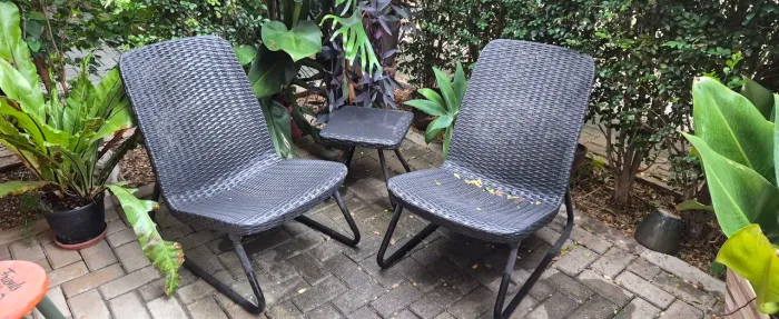 Conjunto cadeiras e mesa jardim ou sacada