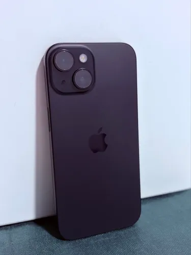 Vendo iPhone 15 128 GB Preto - Excelente Estado