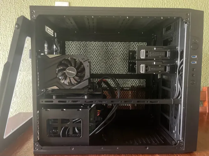 Pc Gamer - Leia a Descrição