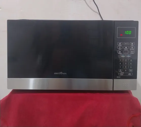 Micro-ondas Britânia 26 L pegando perfeitamente