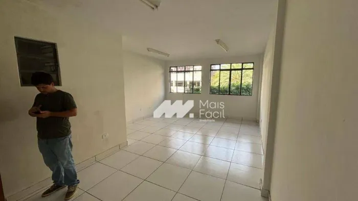 Sala para alugar, 36 m² por R$ 1.320,00/mês - Zona 07 - Maringá/PR