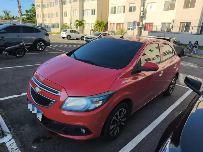 Chevrolet Onix Hatch LTZ 1.4 8V Flex Power Aut. 4P 2014