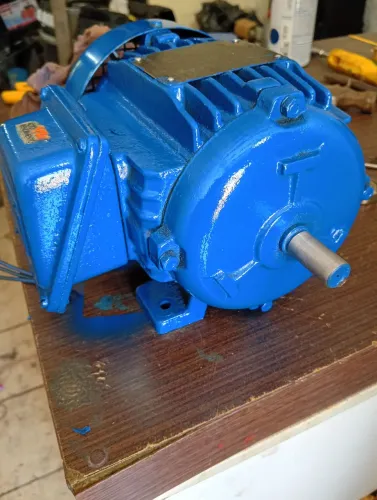 Motor trifásico 1cv alta rotação fone *83