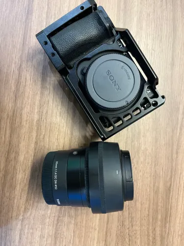 Câmera Sony A6500 Mirrorless