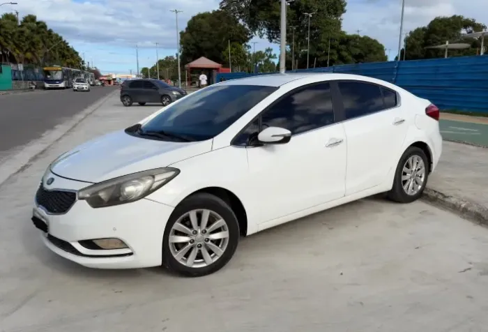 Kia Motors Cerato 1.6 16V Flex Aut. 2015