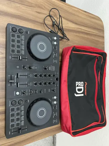 CONTROLADORA PIONNER DDJ FLX4