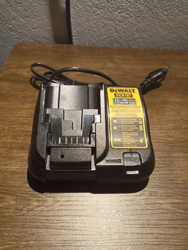 Carregador de bateria Dewalt DCB107 Original 