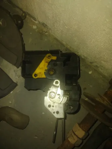 trinco da porta da HR em Belém ZAP *
