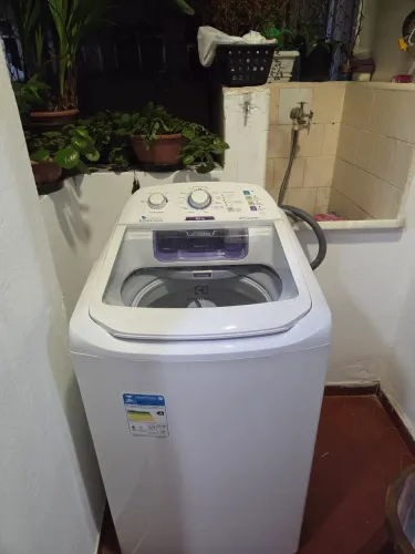 Máquina de lavar Electrolux Jet&Clean 8,5kg -127v