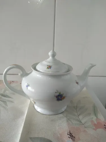 Bule de porcelana. Barão do Rio Branco