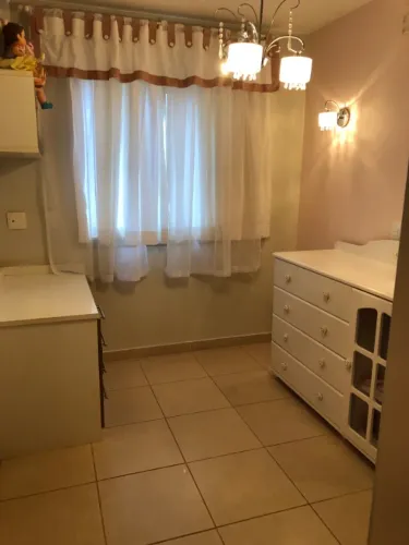 Alugo apto de 3 quartos