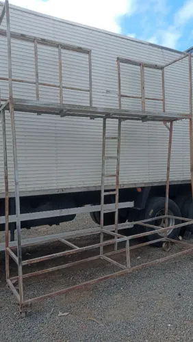 Vendo cavalete para pintura de caminhão