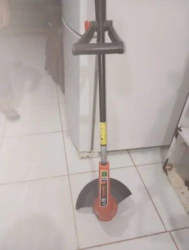 Cortador de grama