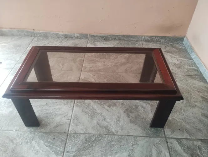 Mesa de centro antigo