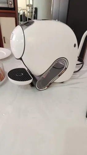 Cafeteira Neo Nescafé Dolce Gusto