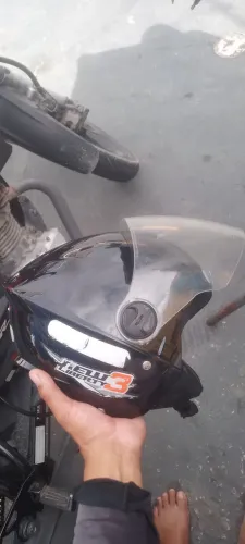 Capacete