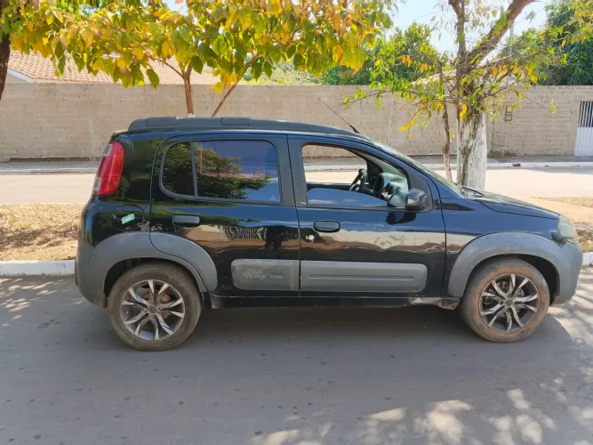 Fiat Uno WAY 1.4 EVO Fire Flex 8V 5P 2012