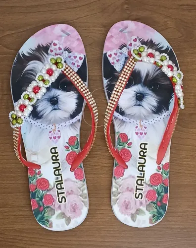 Chinelo Bordado Decorado Feminino Cachorro e Flores