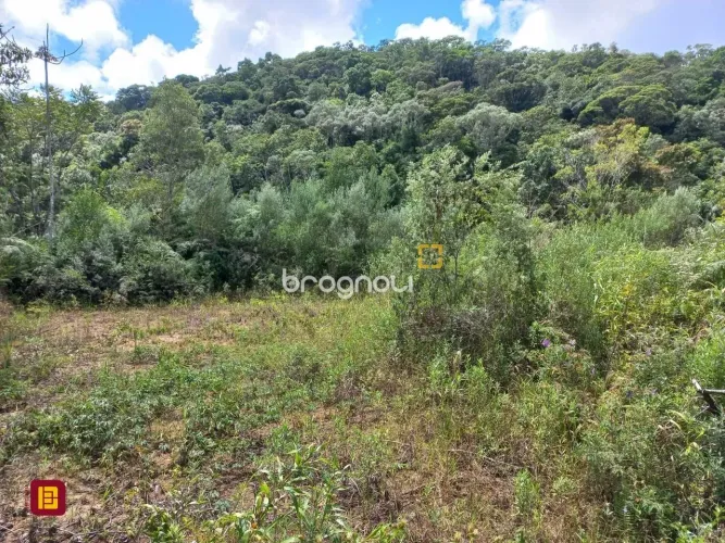 Terreno à venda em Águas Mornas